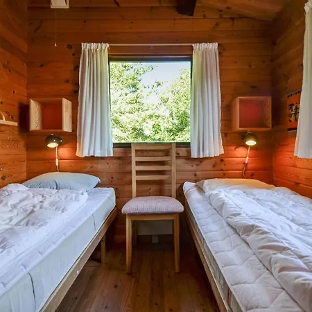 3 Bedroom Lovely In Casa de Férias Knebel